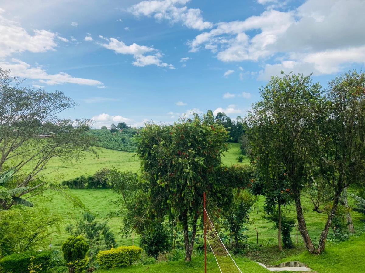 Yes Hostel Fort Portal Bagian luar foto